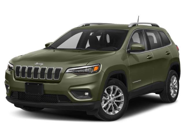2021 Jeep Cherokee Altitude in Bright White Clearcoat — front three-quarter view